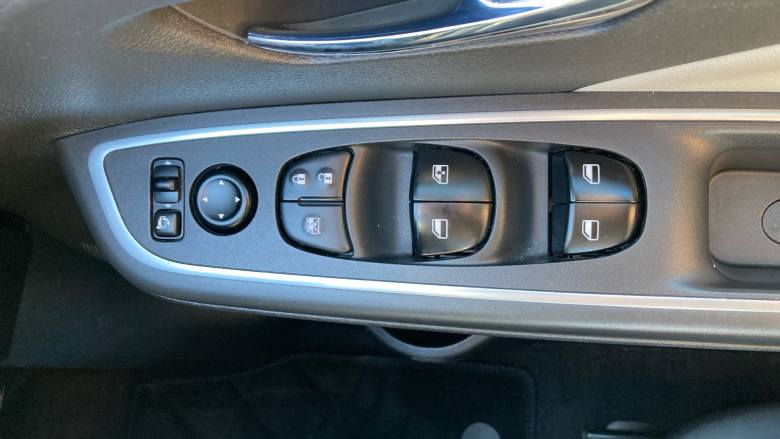 Nissan Micra 1.0 IG-T 92 Tekna 5dr Petrol Hatchback